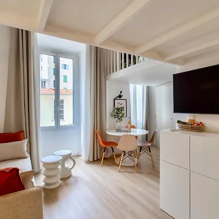 Suede Promenade Duplex At 1 Min From The Sea 2 Bathrooms * 니스