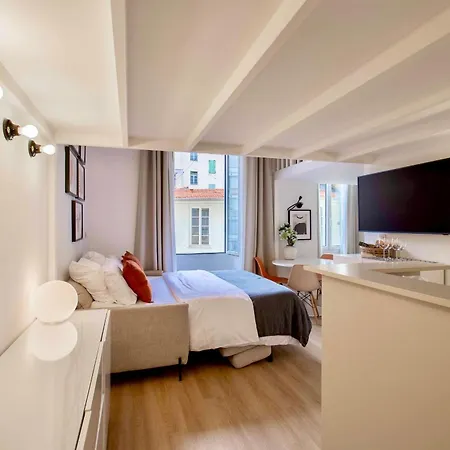 Suede Promenade Carré Dor Plages 1 Min 2 Salles De Bain Climatisé Appartement