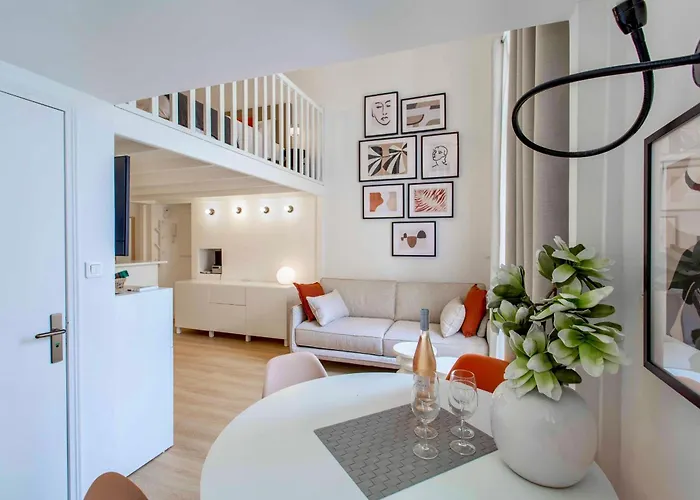 아파트 Suede Promenade Duplex At 1 Min From The Sea 2 Bathrooms 니스